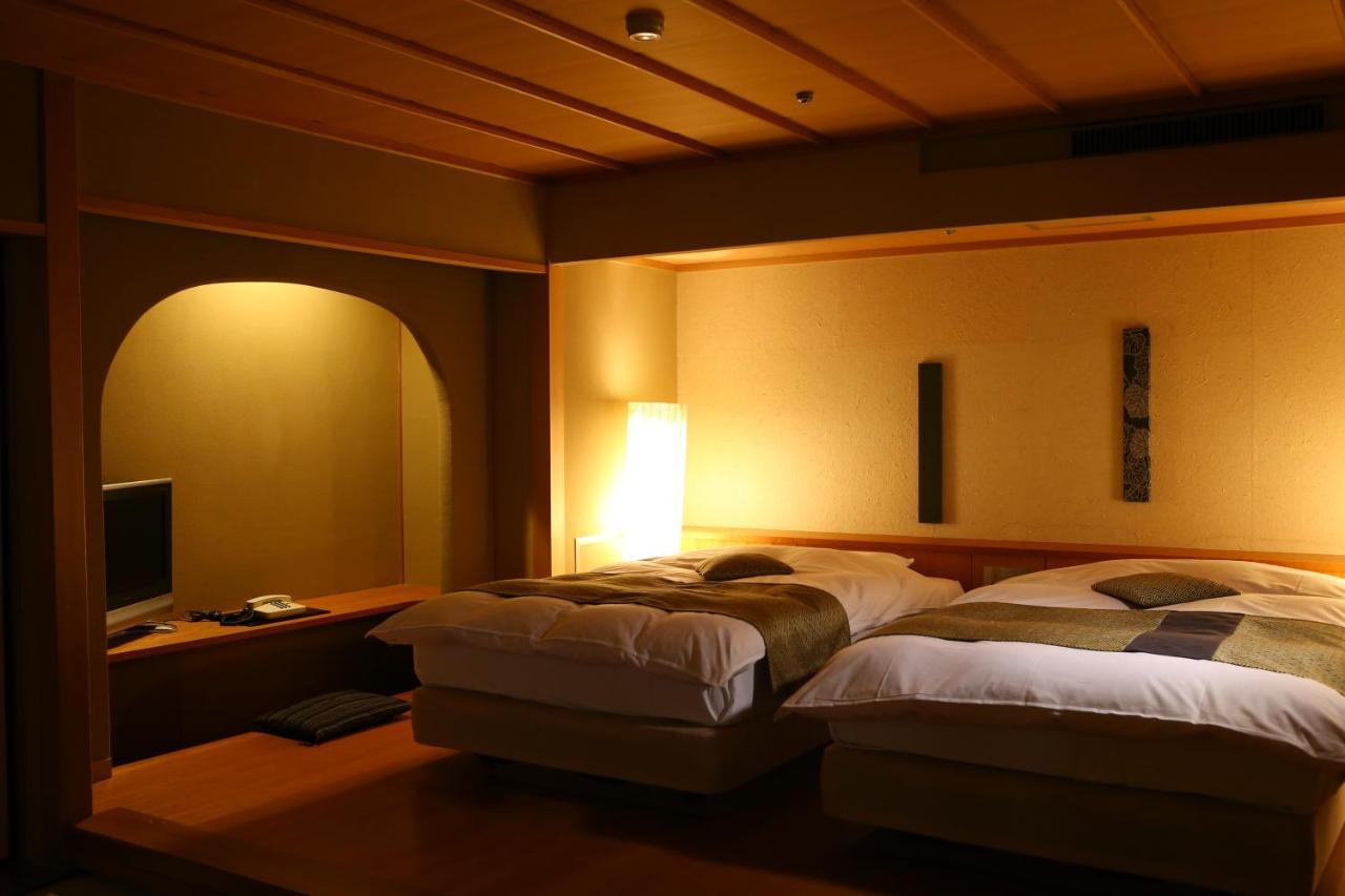 Hotel Oku Yugawara Sansuirou Esterno foto